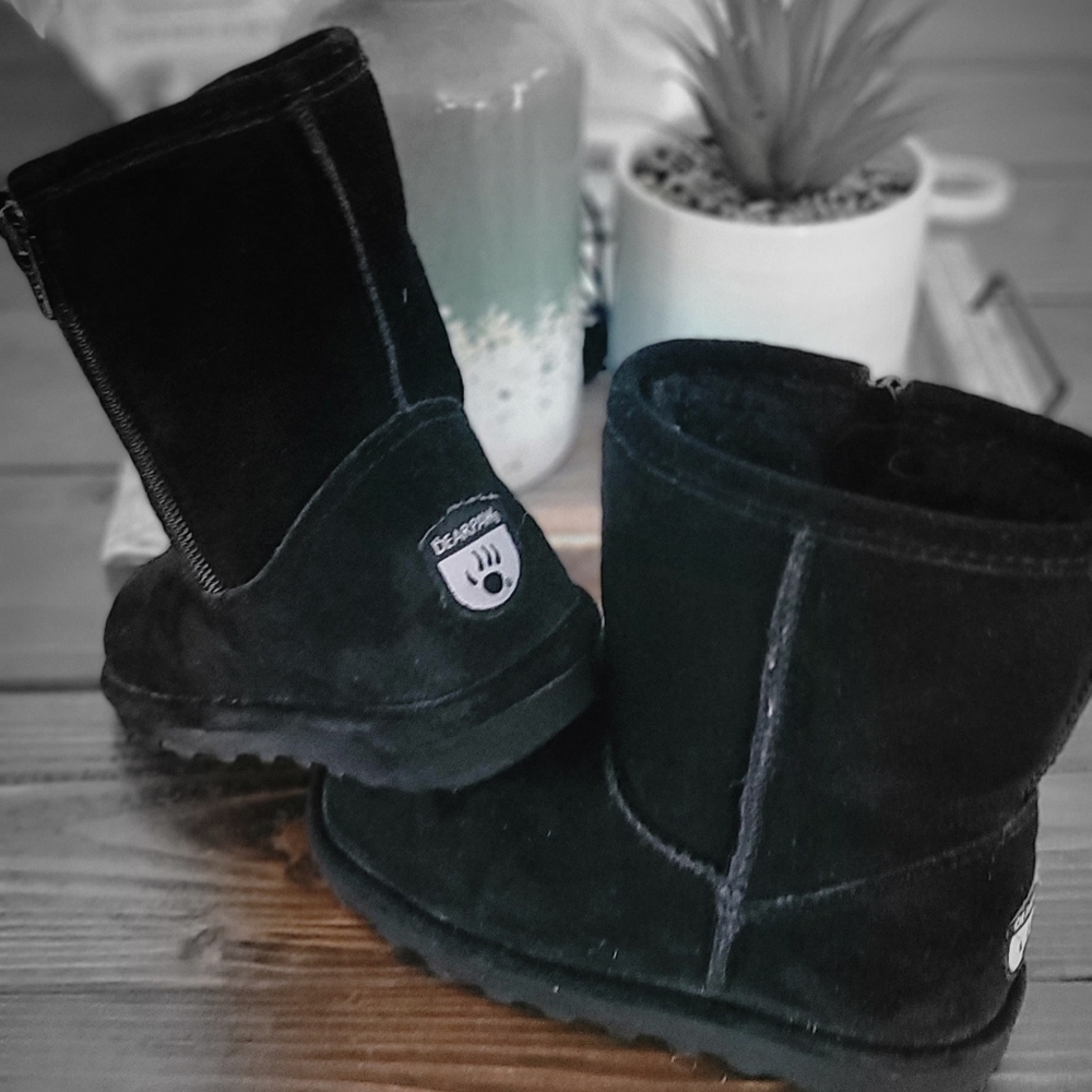 Bearpaw black boots Sz 12 Toddler Read Post - Picture 6 of 8